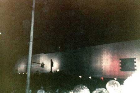 The last few bricks....if you look closely at the center of the stage you will see the light coming through the open space where Roger stood as he sang "goodbye cruel world." when he finished, this last brick was filled in and the first half was over. The Wall was complete. 