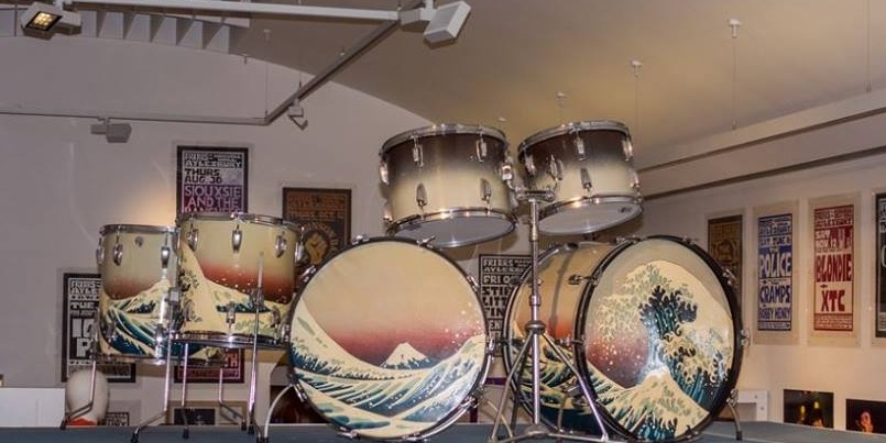 Nick Masons 1973 Ludwig Waves Kit / Katsushika Hokusa 36 Views of Mount Fuji - Pink Floyd - A Fleeting Glimpse