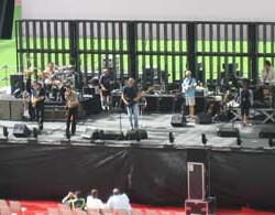 Taken at the soundcheck on the afternoon of the concert. Thanks to Stefano